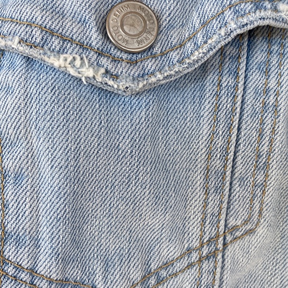 TopShop Moto Light Blue Denim Jacket 12 US - Picture 7 of 14
